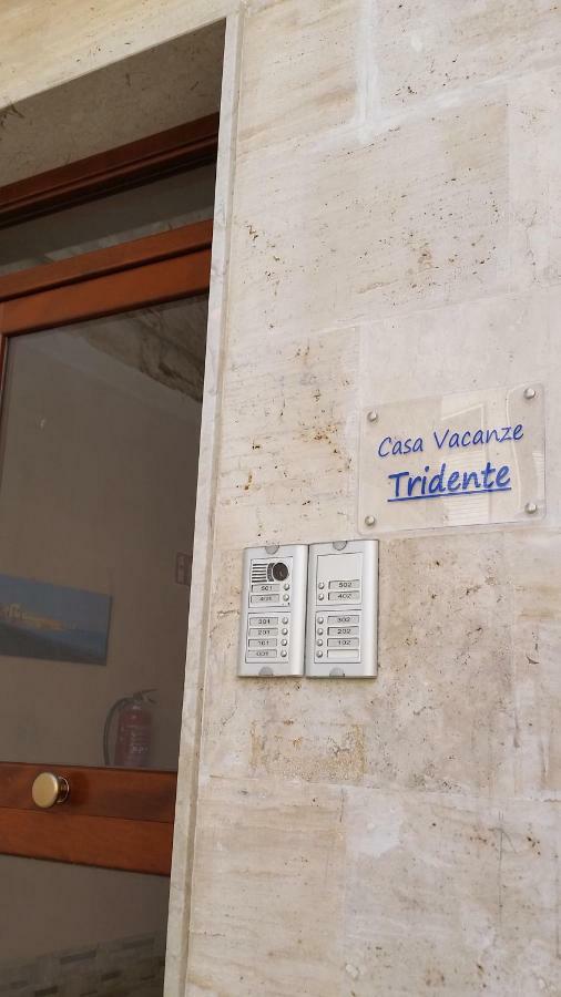 הוילה טרפאני Casa Vacanze Tridente מראה חיצוני תמונה